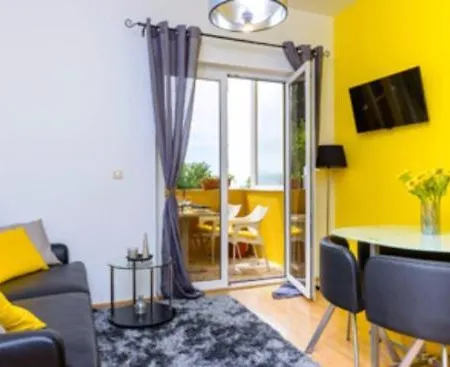 Apartment Cesare 1 *
